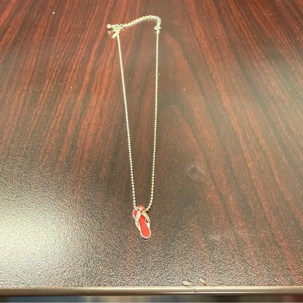 Avon birthstone flip flop Pendant Necklace January NIB vintage 2007